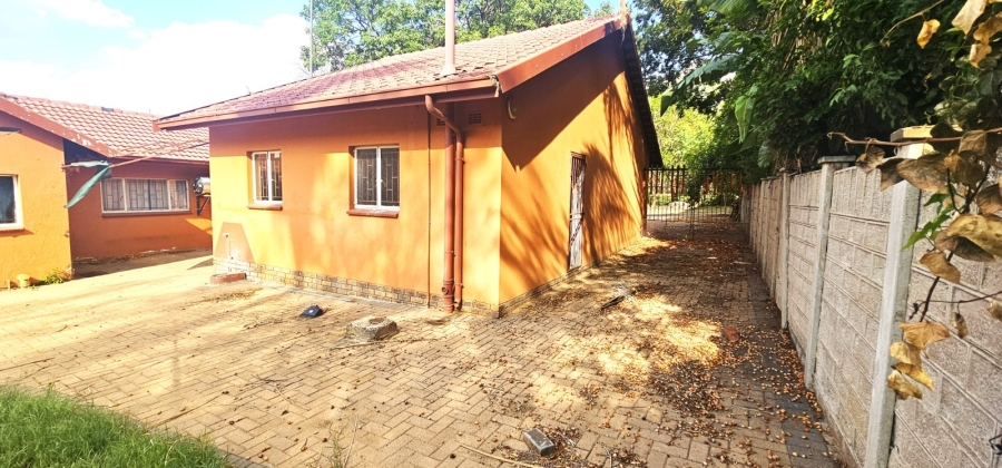 To Let 3 Bedroom Property for Rent in Safari Gardens North West